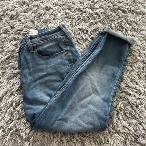 hollister jeans